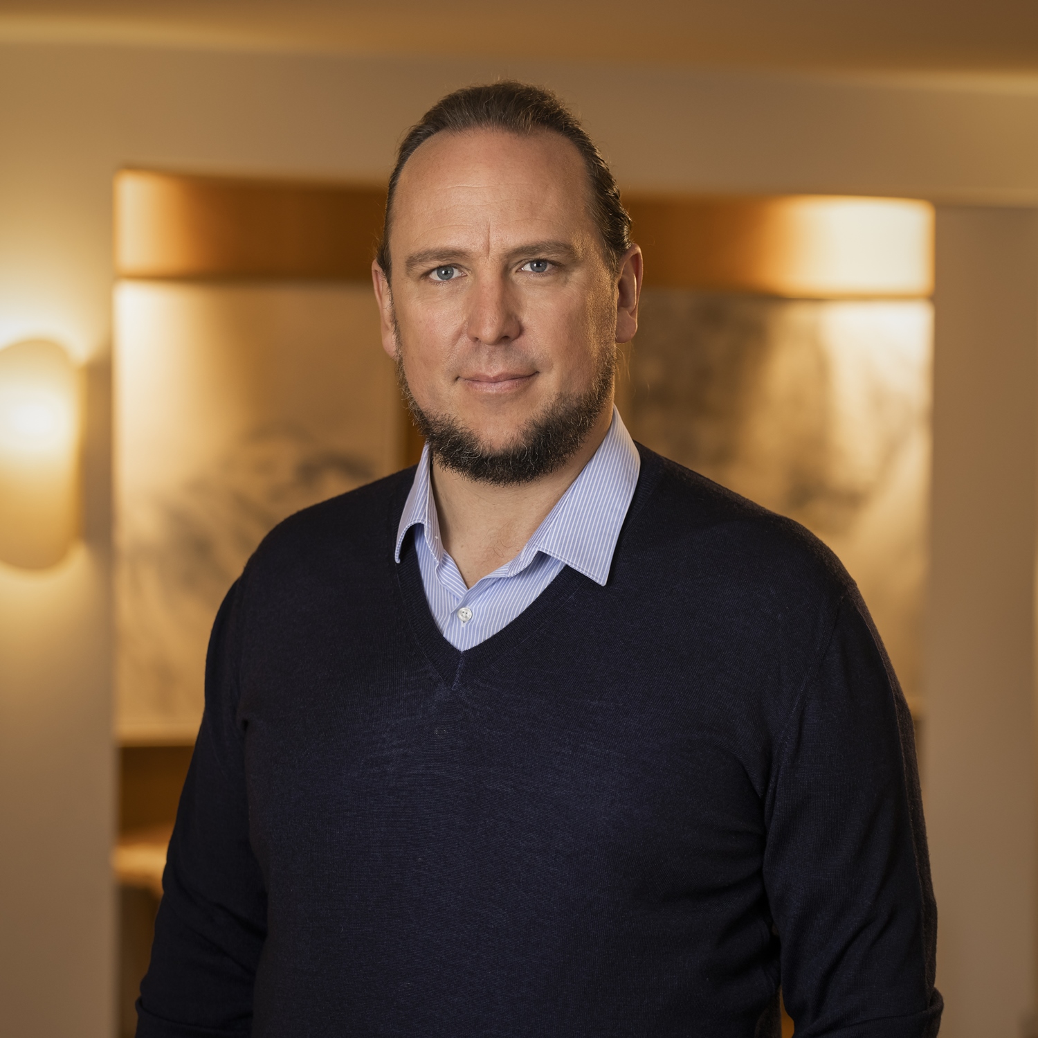 Portraitfoto von Gregor Hoch, Geschäftsführer von Hoch Consulting